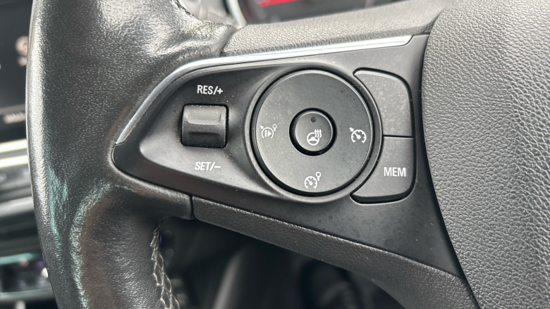 Vauxhall Crossland 1.2 Turbo Elite Nav 5dr Petrol Hatchback